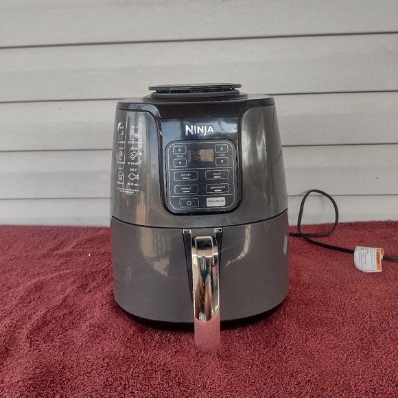 Ninja Kitchen Ninja 4quart Air Fryer Af0 Poshmark